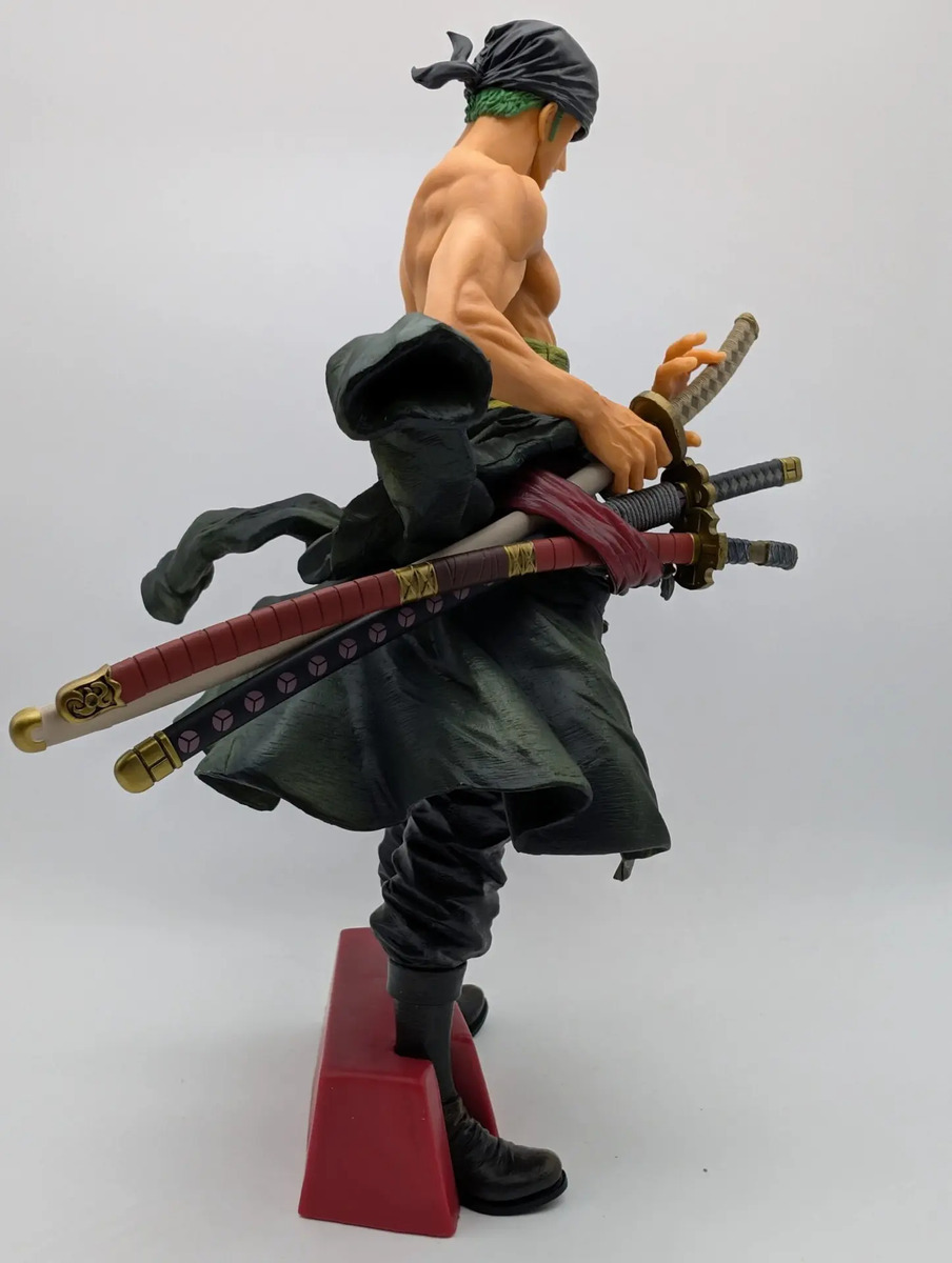 Banpresto Ichiban Kuji: One Piece - Roronoa Zoro - Premio A (Men's Way of Life)