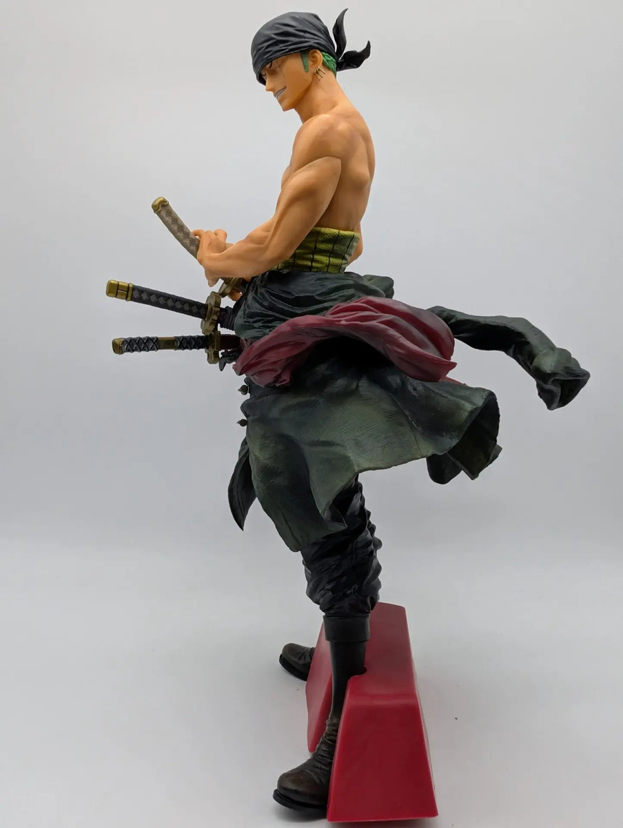 Banpresto Ichiban Kuji: One Piece - Roronoa Zoro - Premio A (Men's Way of Life)