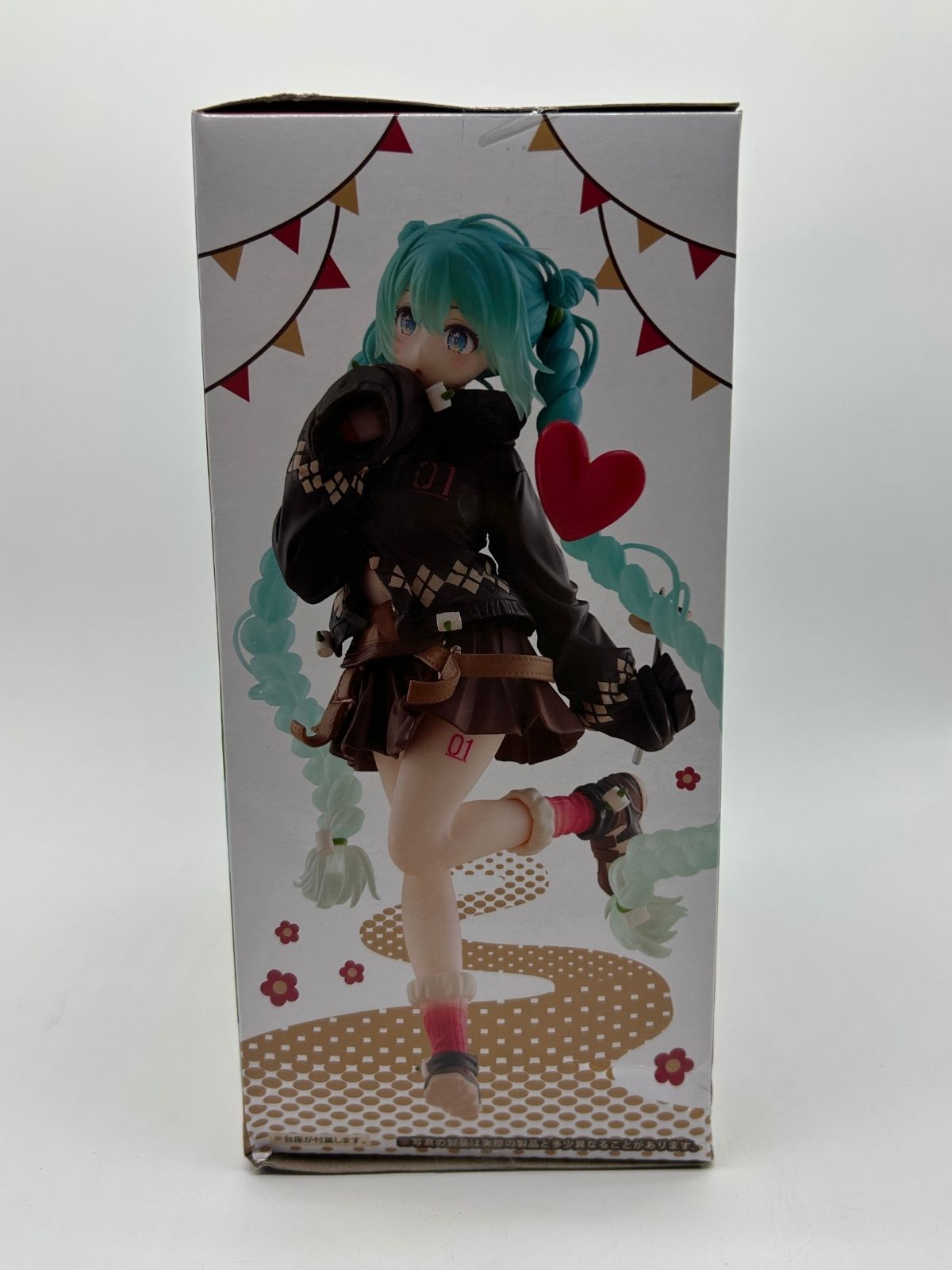 Taito Fashion Figure: Vocaloid - Hatsune Miku - Outdoor Ver.