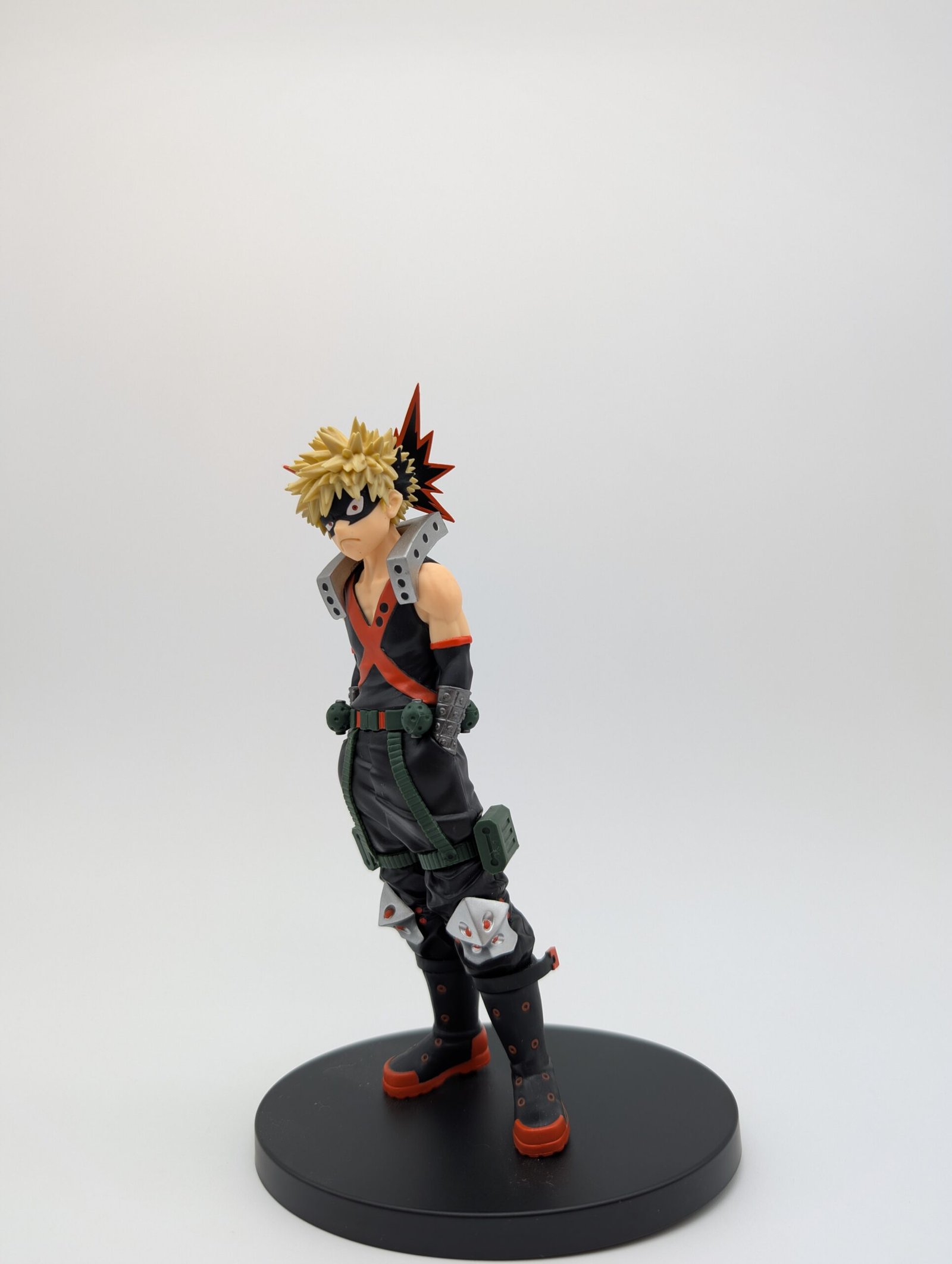 Banpresto Age of Heroes: My Hero Academia – Katsuki Bakugo