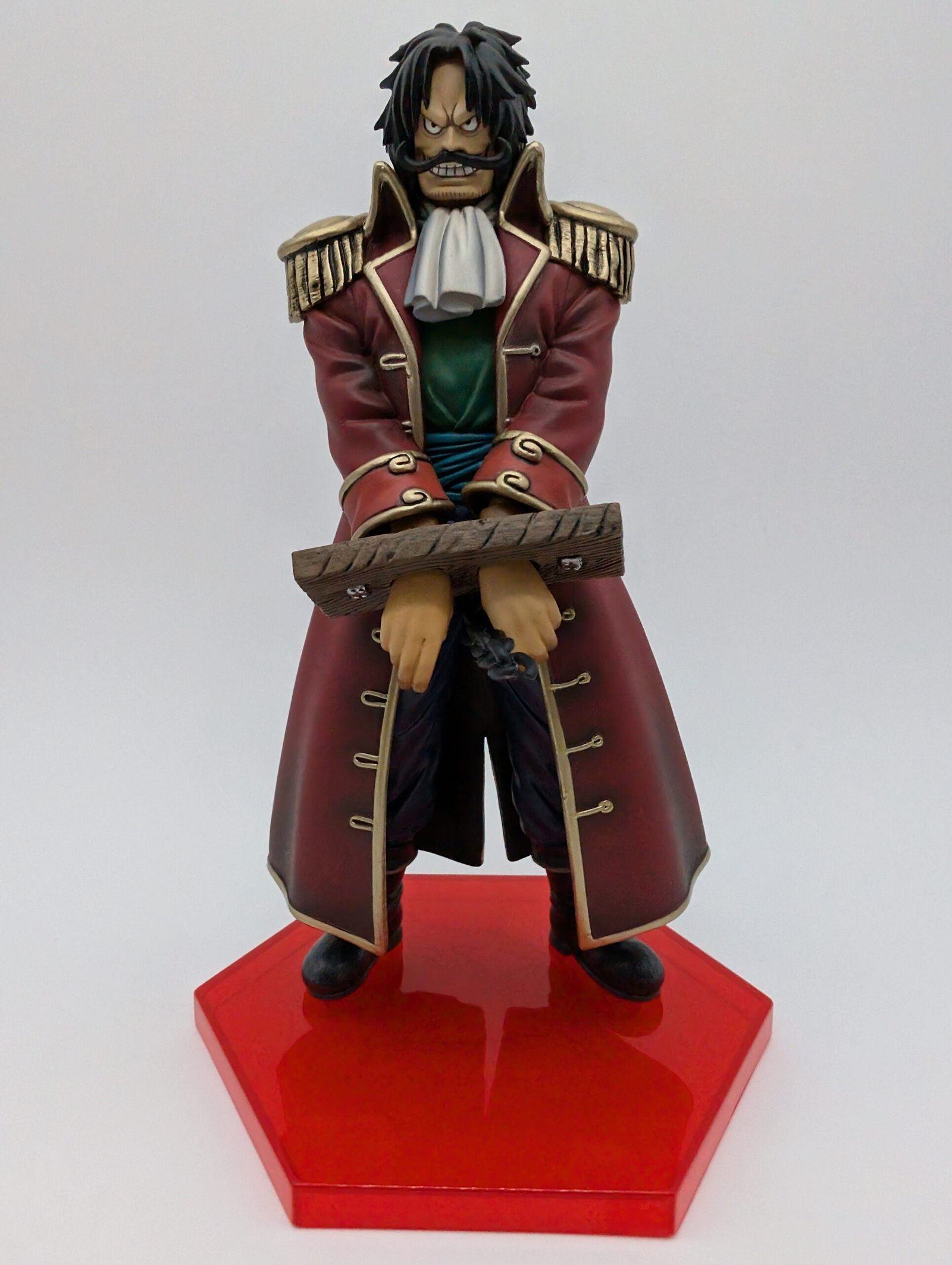 Banpresto Lineage Dx: One Piece – Gol D. Roger