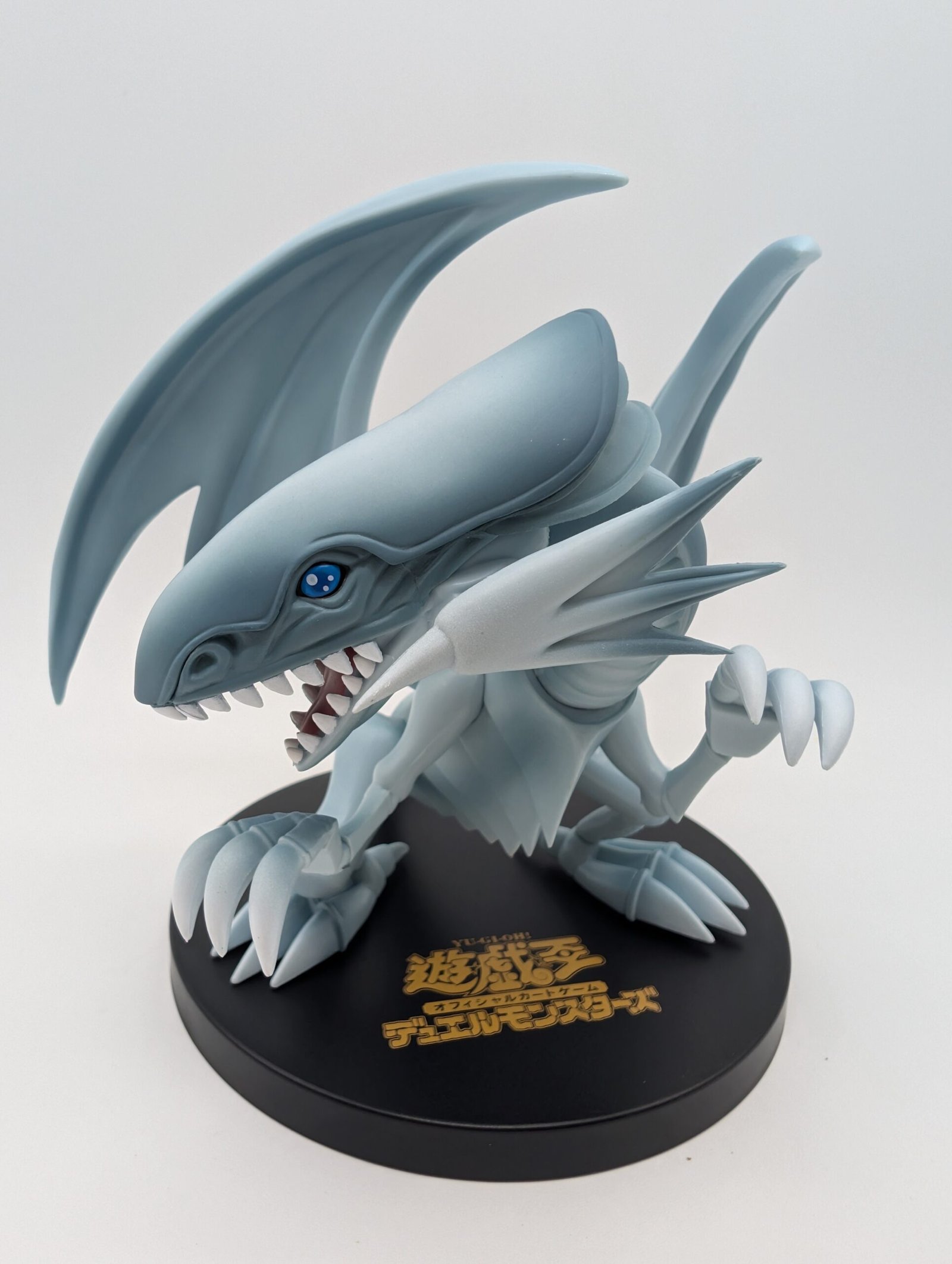 Konami Equal Arts: Yu-Gi-Oh! – Dragón Blanco de Ojos Azules