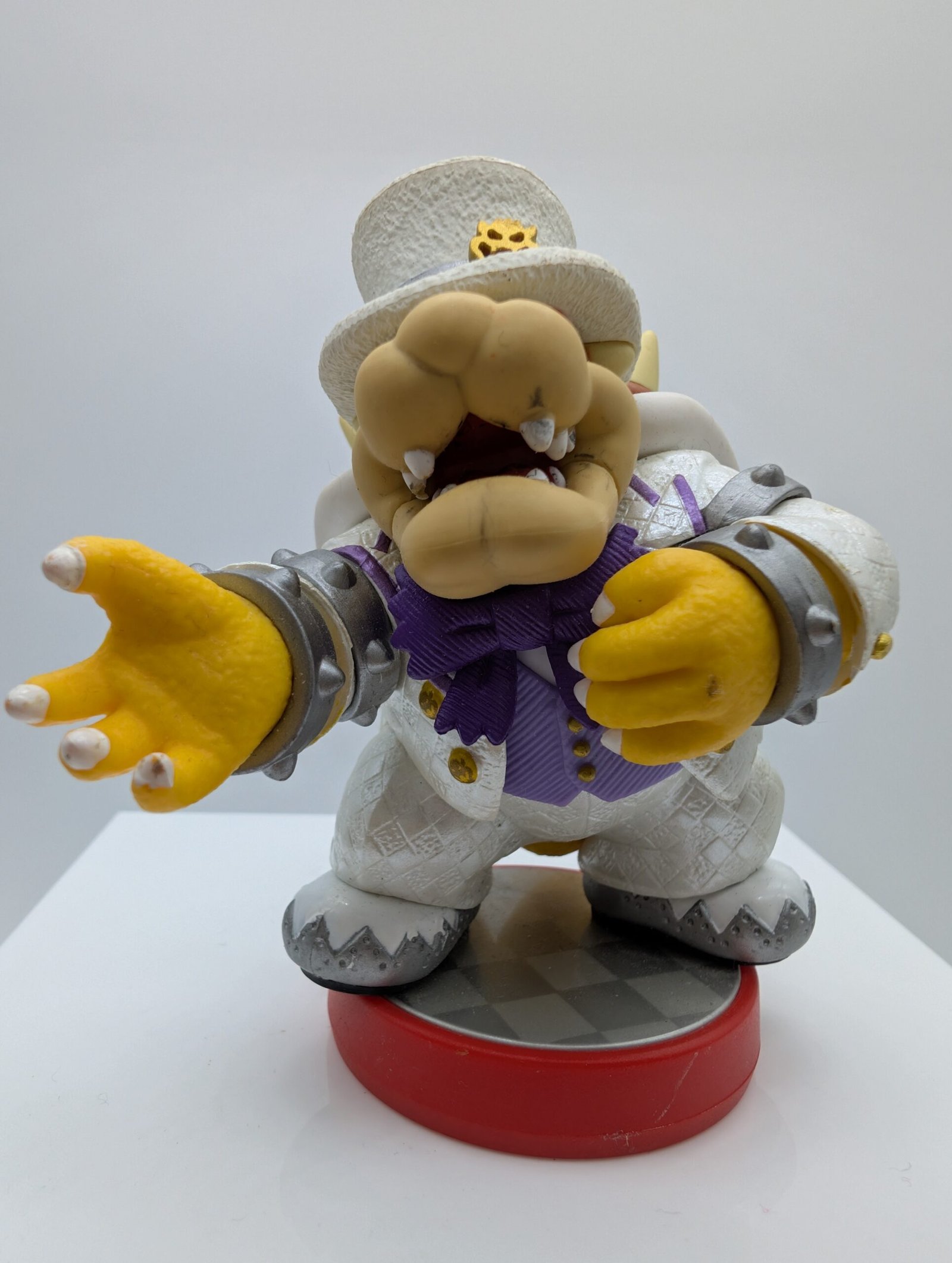 Amiibo: Super Mario Odyssey – Bowser Traje de Boda