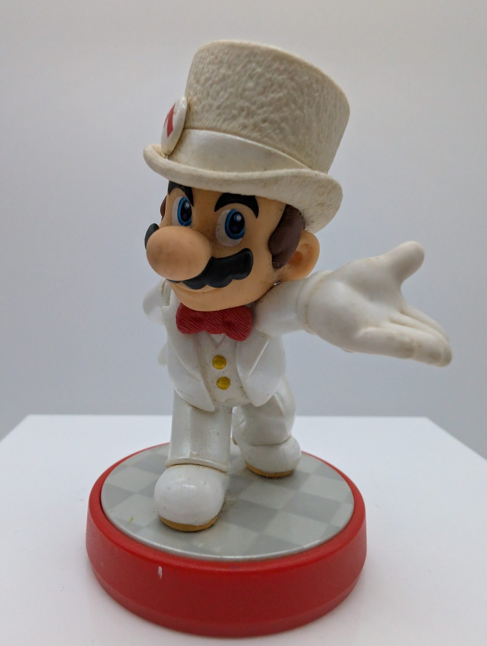 Amiibo: Super Mario Odyssey – Mario Traje de Boda