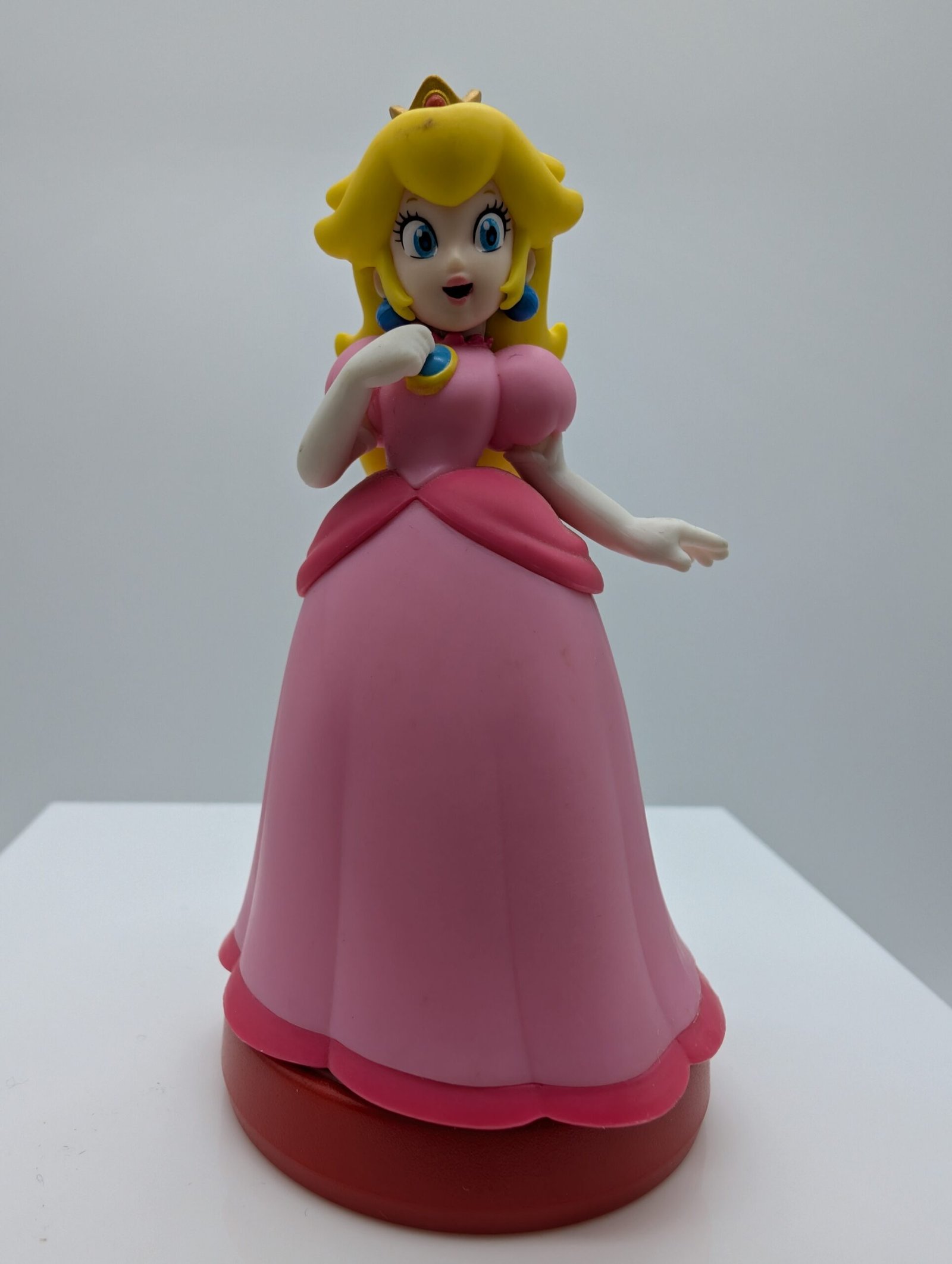 Amiibo: Super Mario – Peach