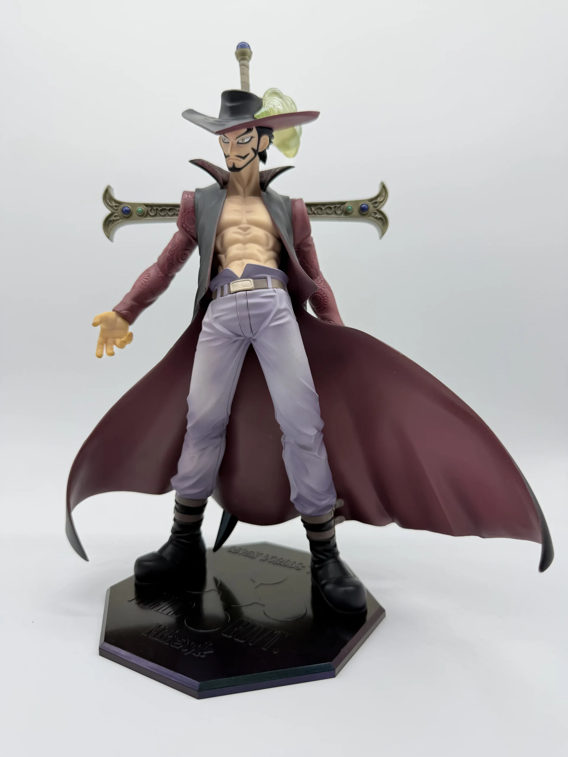 Megahouse Portrait Of Pirates: One Piece - Dracule Mihawk