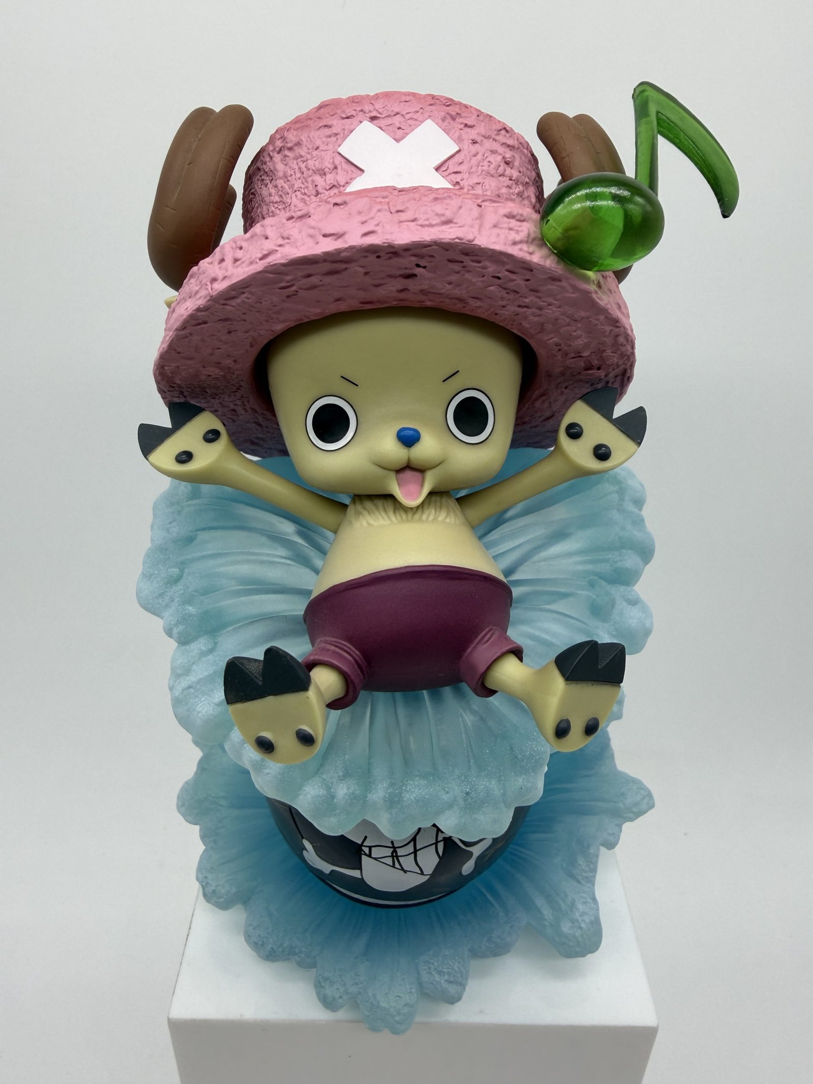 Banpresto Premium Figure: One Piece – Tony Tony Chopper y Laboon